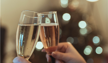 Zottegem klinkt op het nieuwe jaar tijdens nieuwjaarsdrink